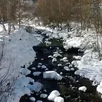 6b Dans Les Pyrenees Proche D'andorre *