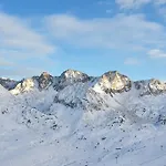 6b Dans Les Pyrenees Proche D'andorre Domek alpejski *