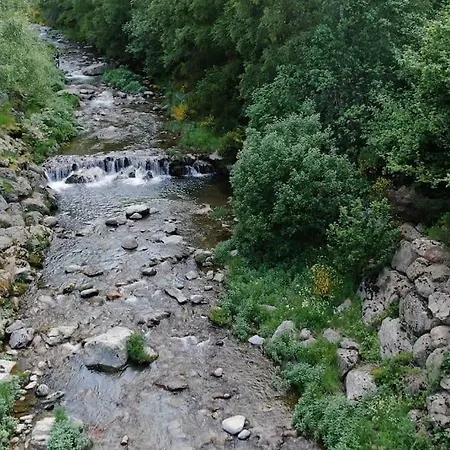 6b Dans Les Pyrenees Proche D'andorre 샬레 *