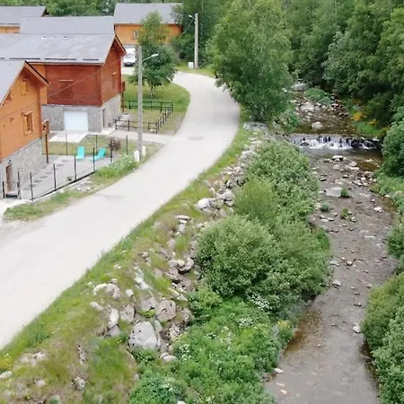 6b Dans Les Pyrenees Proche D'andorre *