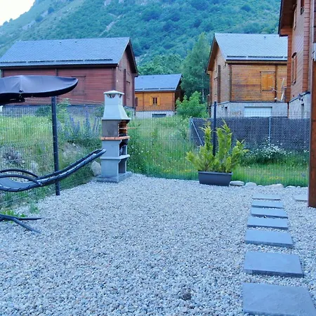 6b Dans Les Pyrenees Proche D'andorre *