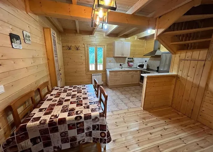 Σαλέ 6b Dans Les Pyrenees Proche D'andorre