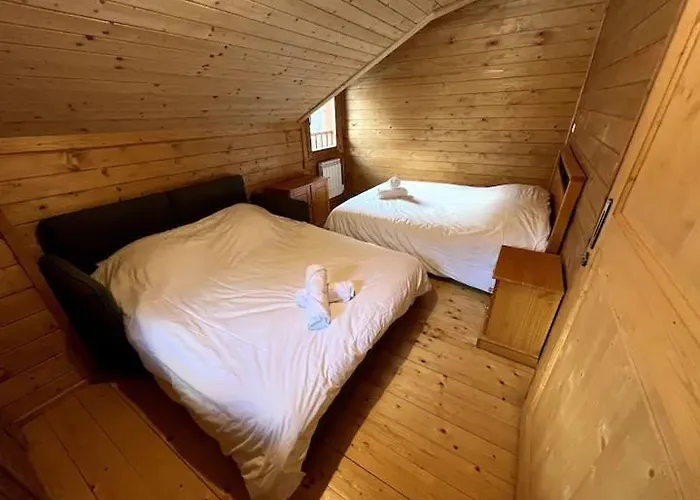 6b Dans Les Pyrenees Proche D'andorre LʼHospitalet-près-lʼAndorre